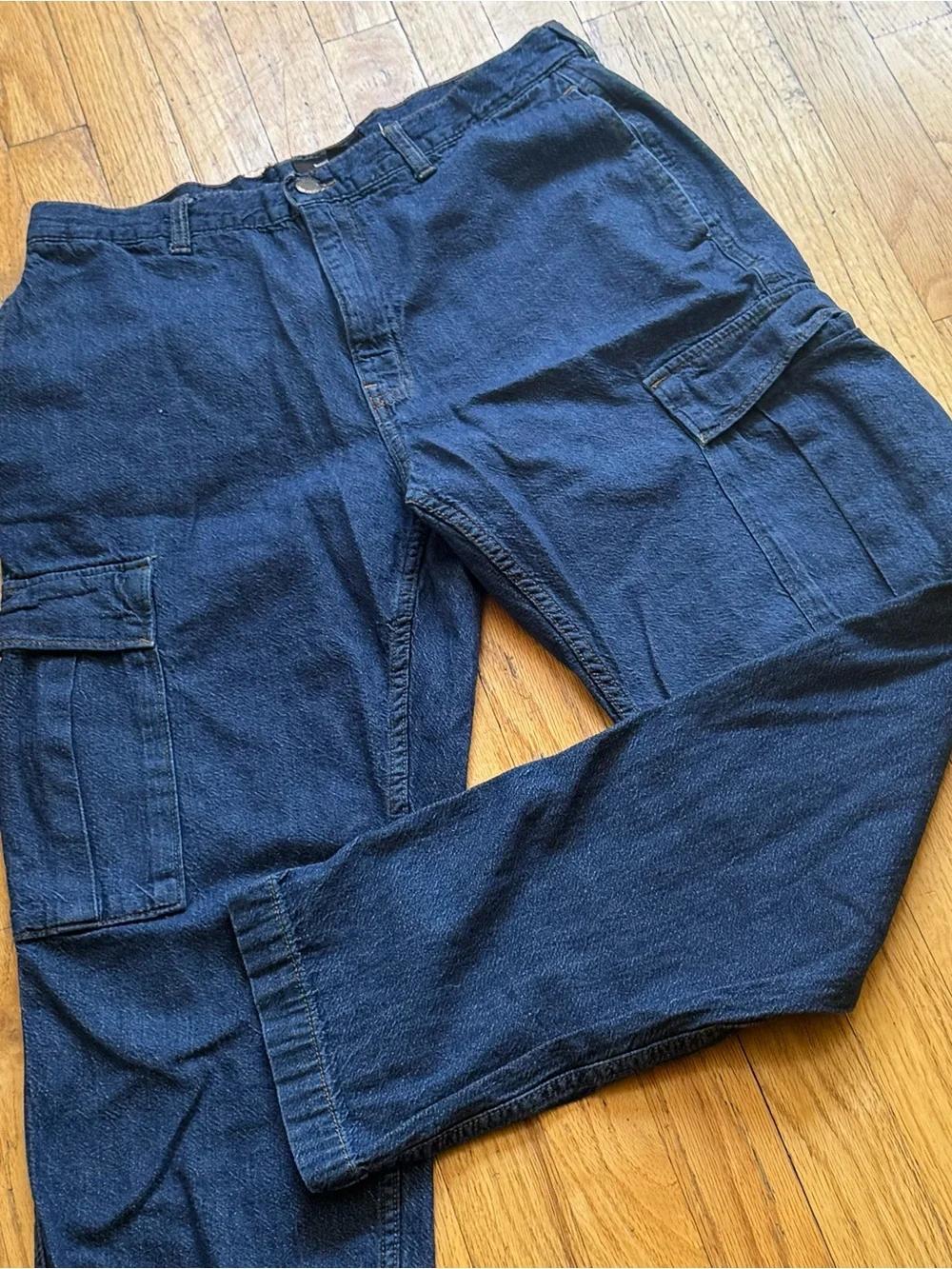 Banana Republic Navy Cargo Pants with Utility Pockets 33x32